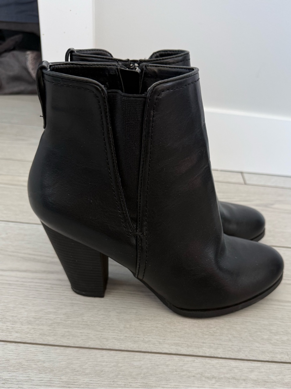 Call it Spring black tall ankle boots 10 faux leather block heel classic minimal